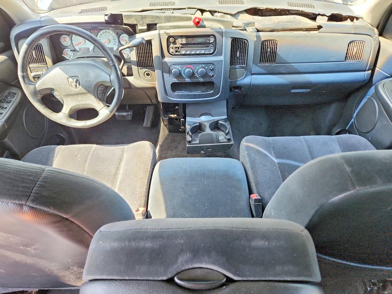 2002 DODGE RAM 1500 photo 8