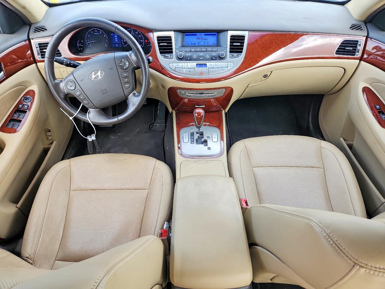 2013 HYUNDAI GENESIS 3.8L photo 22