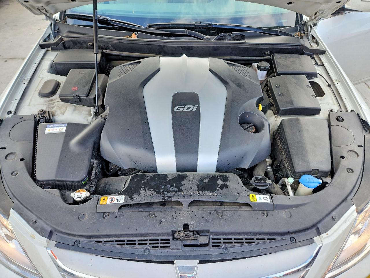 2013 HYUNDAI GENESIS 3.8L photo 31