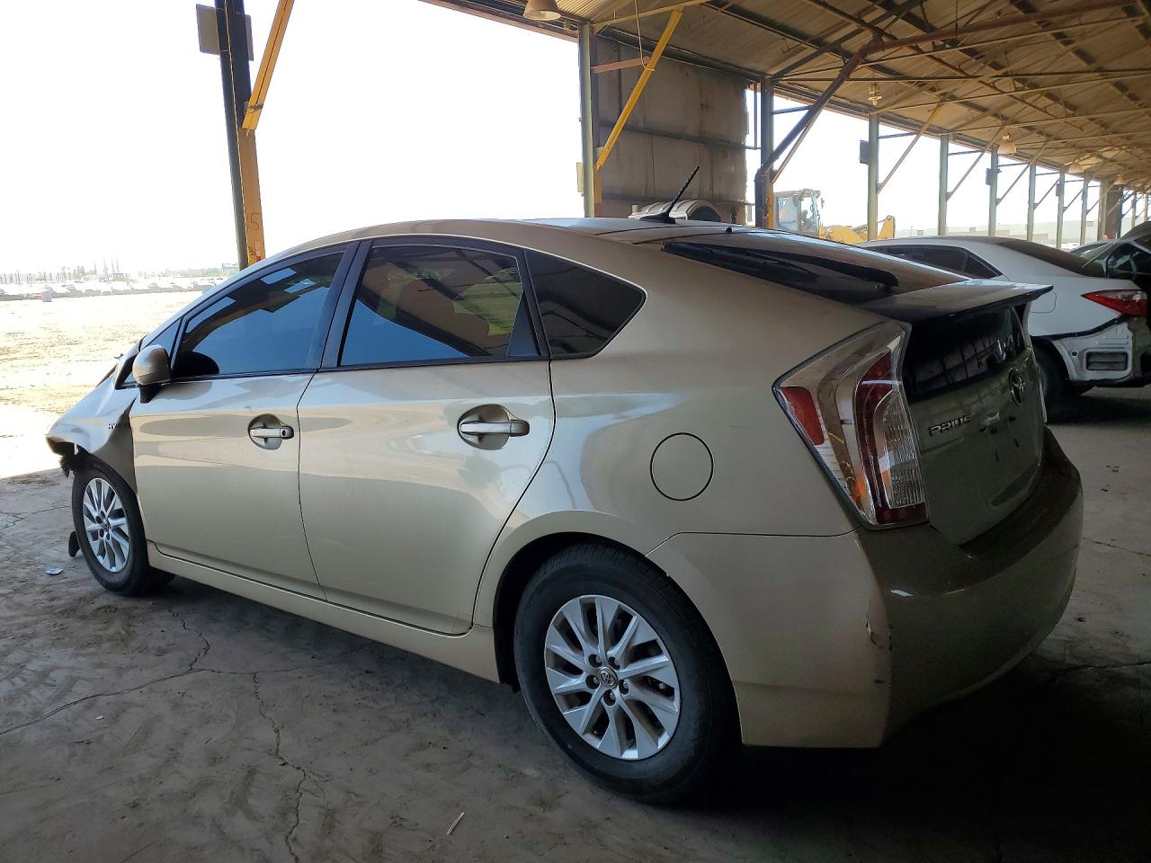 2011 TOYOTA PRIUS THREE photo 3