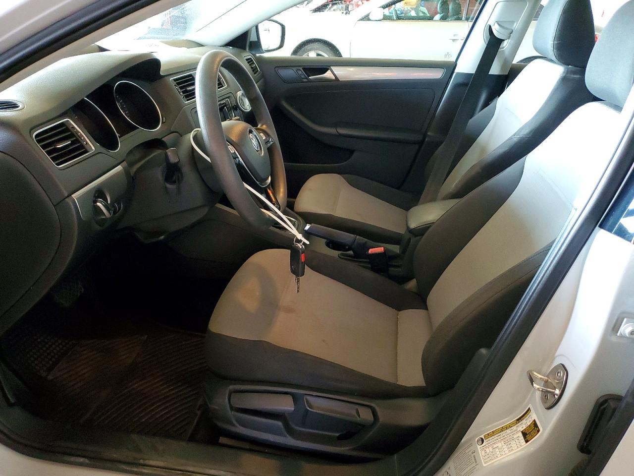 2017 VOLKSWAGEN JETTA S photo 13
