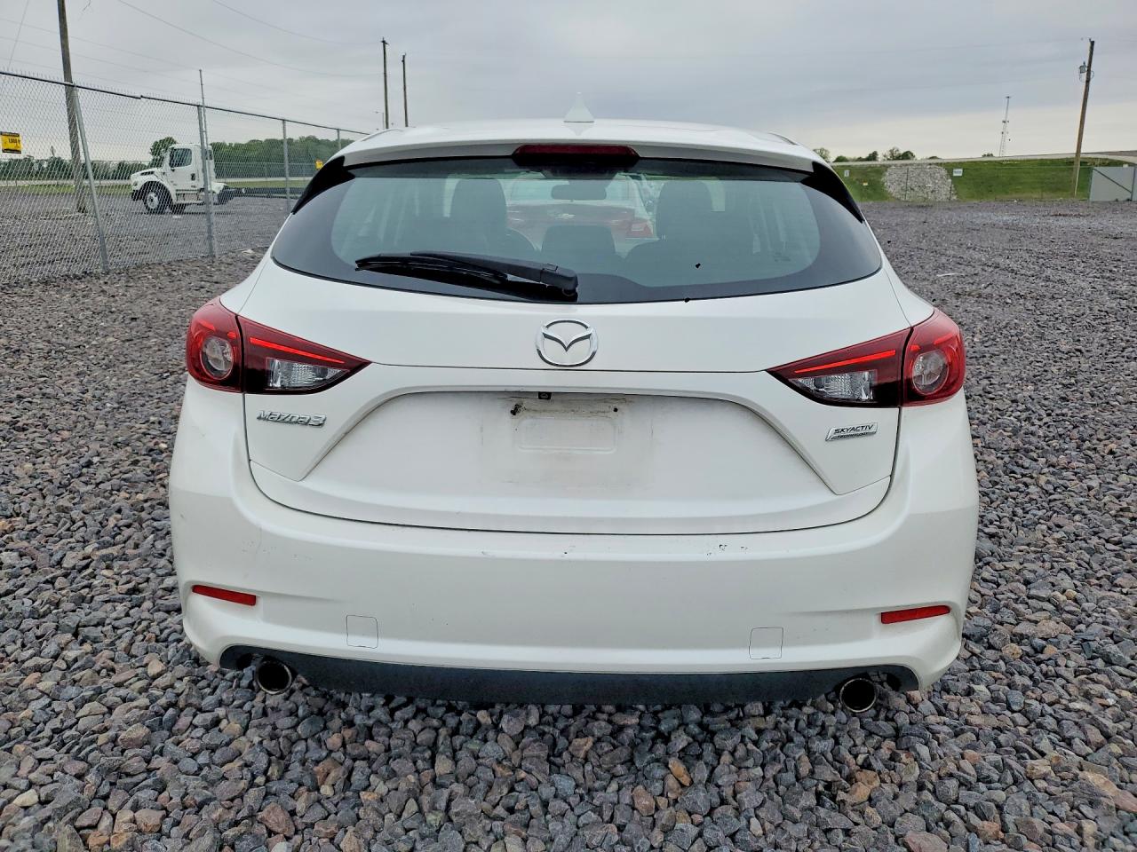 2018 MAZDA 3 TOURING photo 11