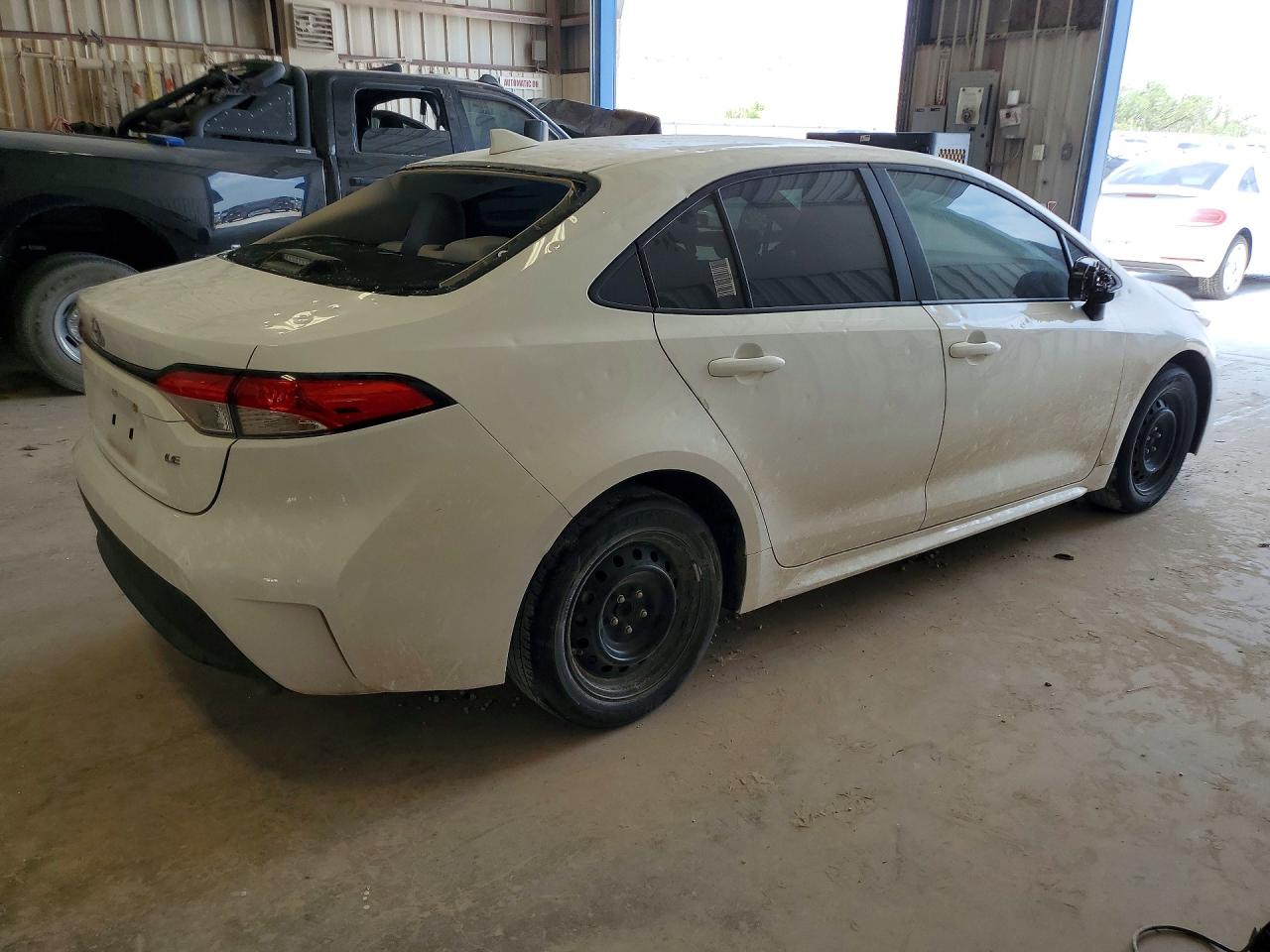 2023 TOYOTA COROLLA LE photo 5