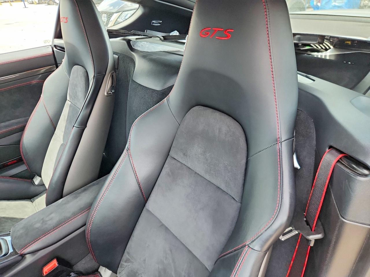 2016 PORSCHE CAYMAN S photo 19