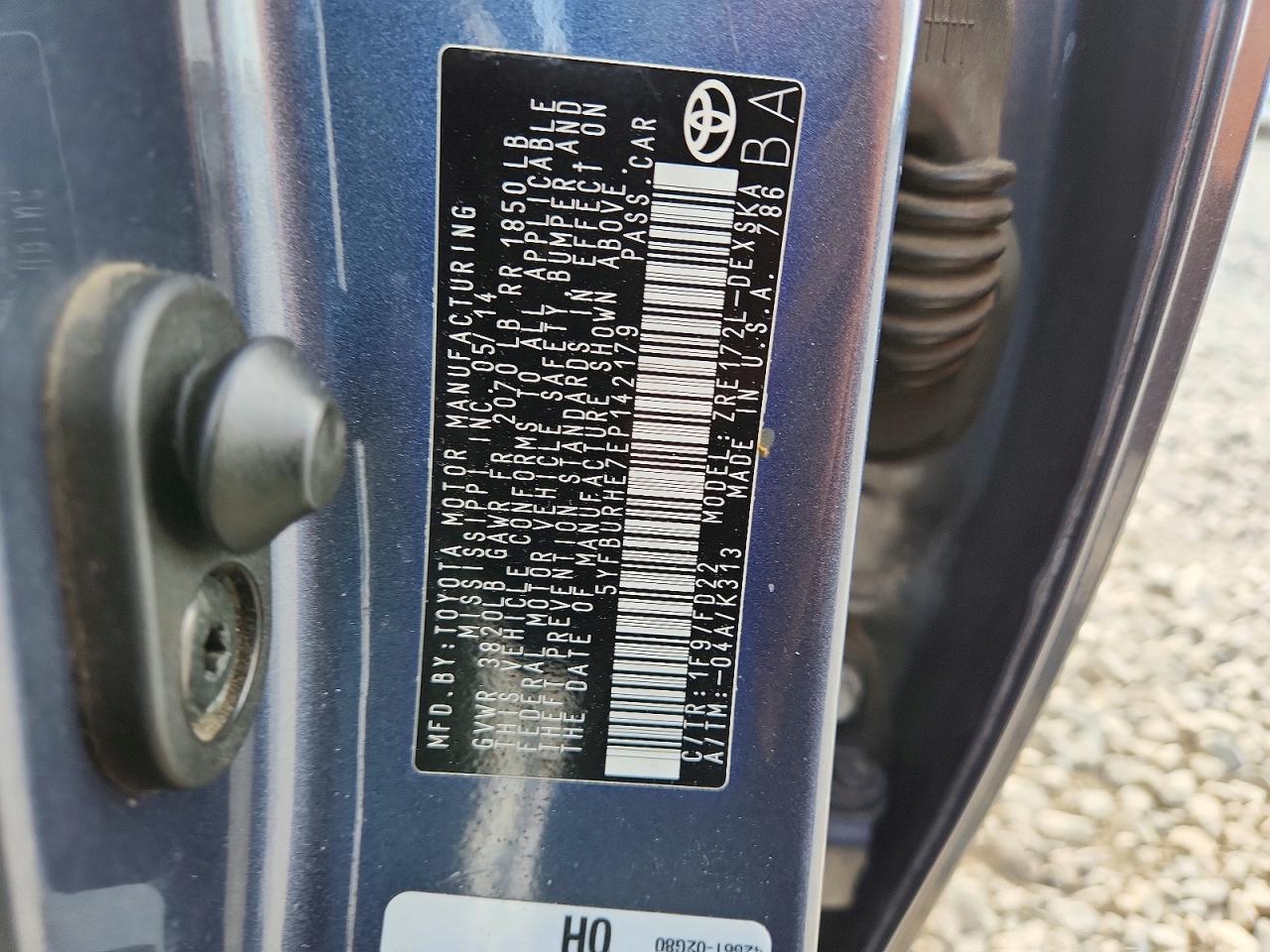 2014 TOYOTA COROLLA S PLUS photo 23