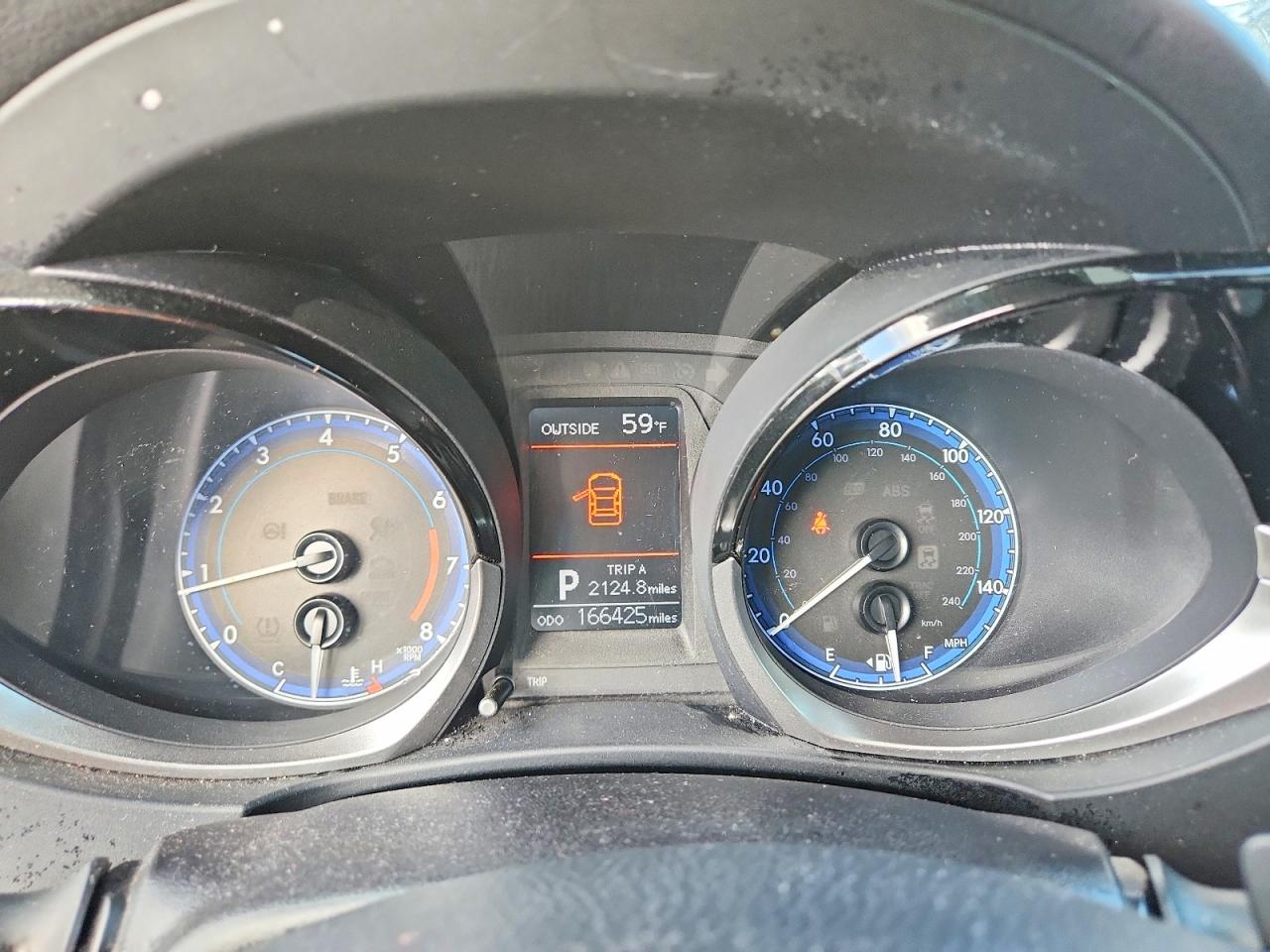 2014 TOYOTA COROLLA S PLUS photo 17