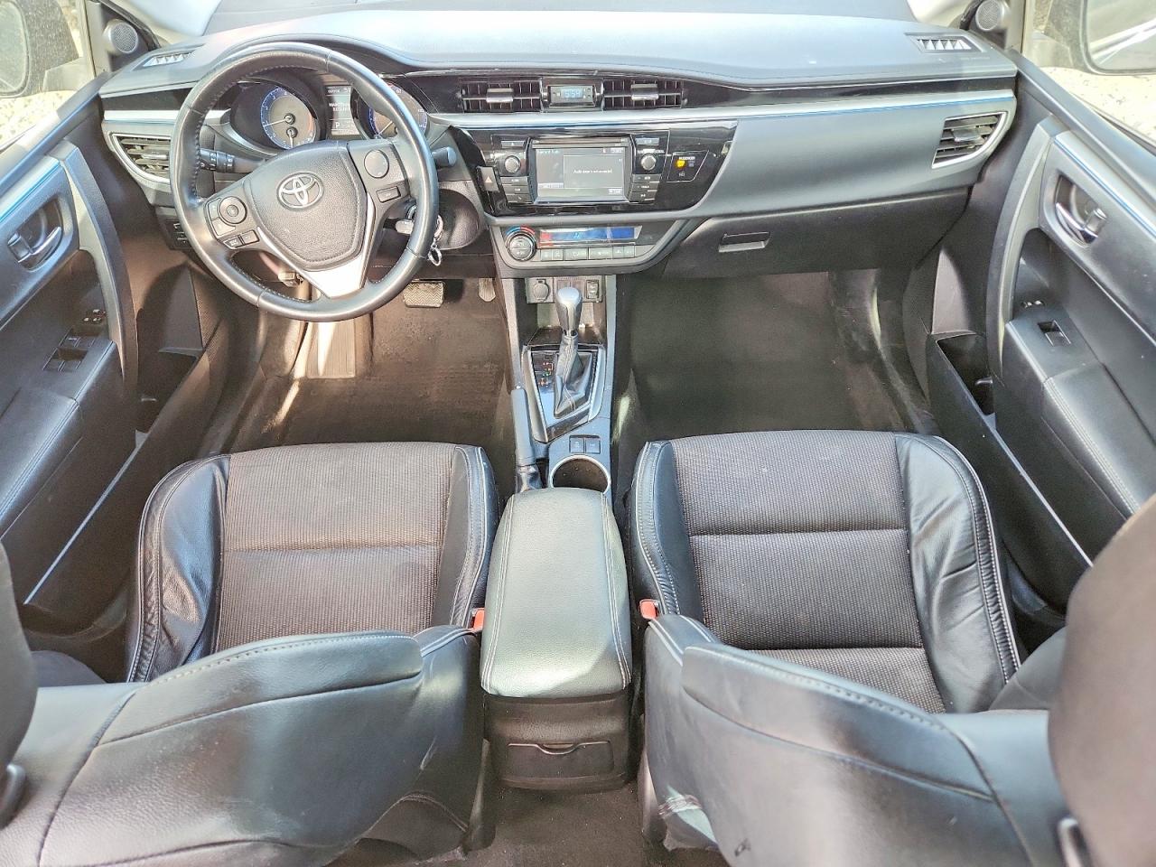 2014 TOYOTA COROLLA S PLUS photo 15