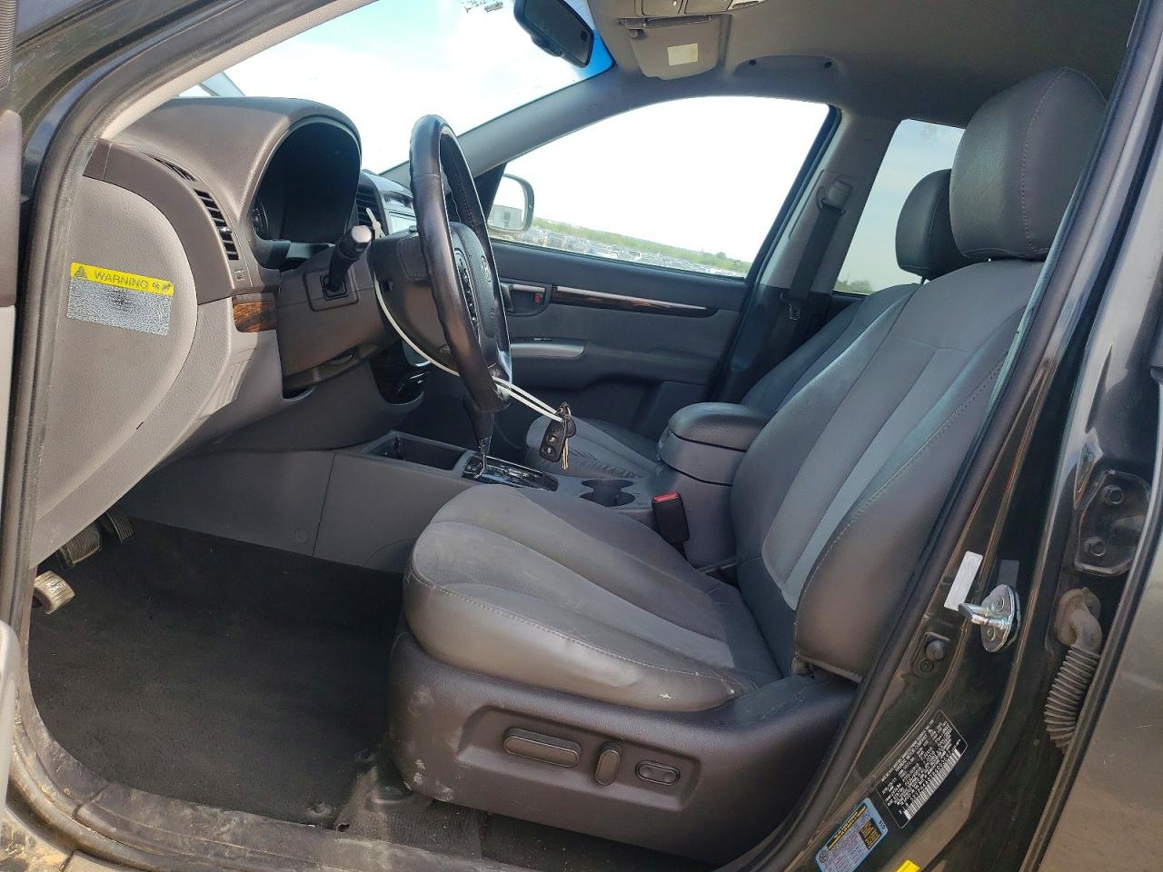 2011 HYUNDAI SANTA FE SE photo 13