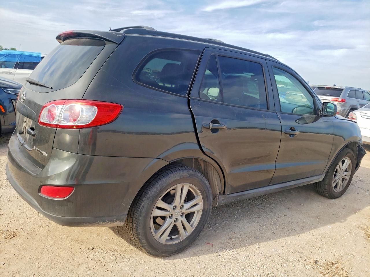 2011 HYUNDAI SANTA FE SE photo 5