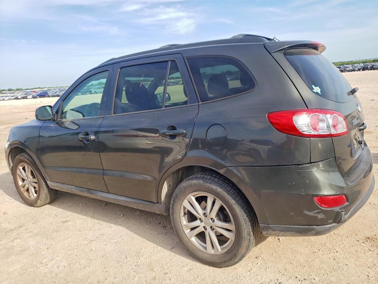 2011 HYUNDAI SANTA FE SE photo 3