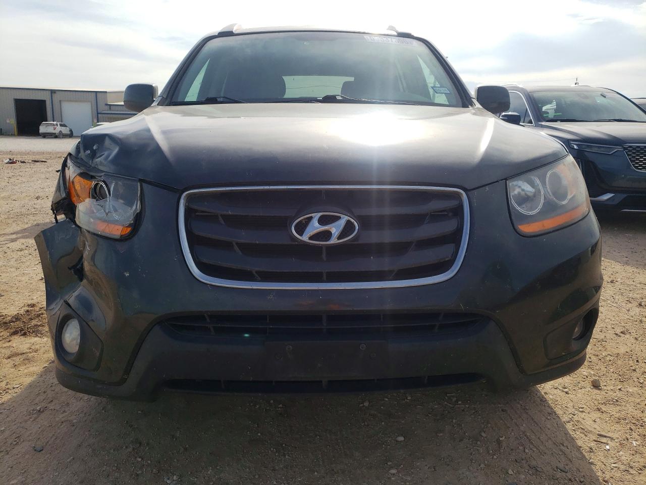 2011 HYUNDAI SANTA FE SE photo 9