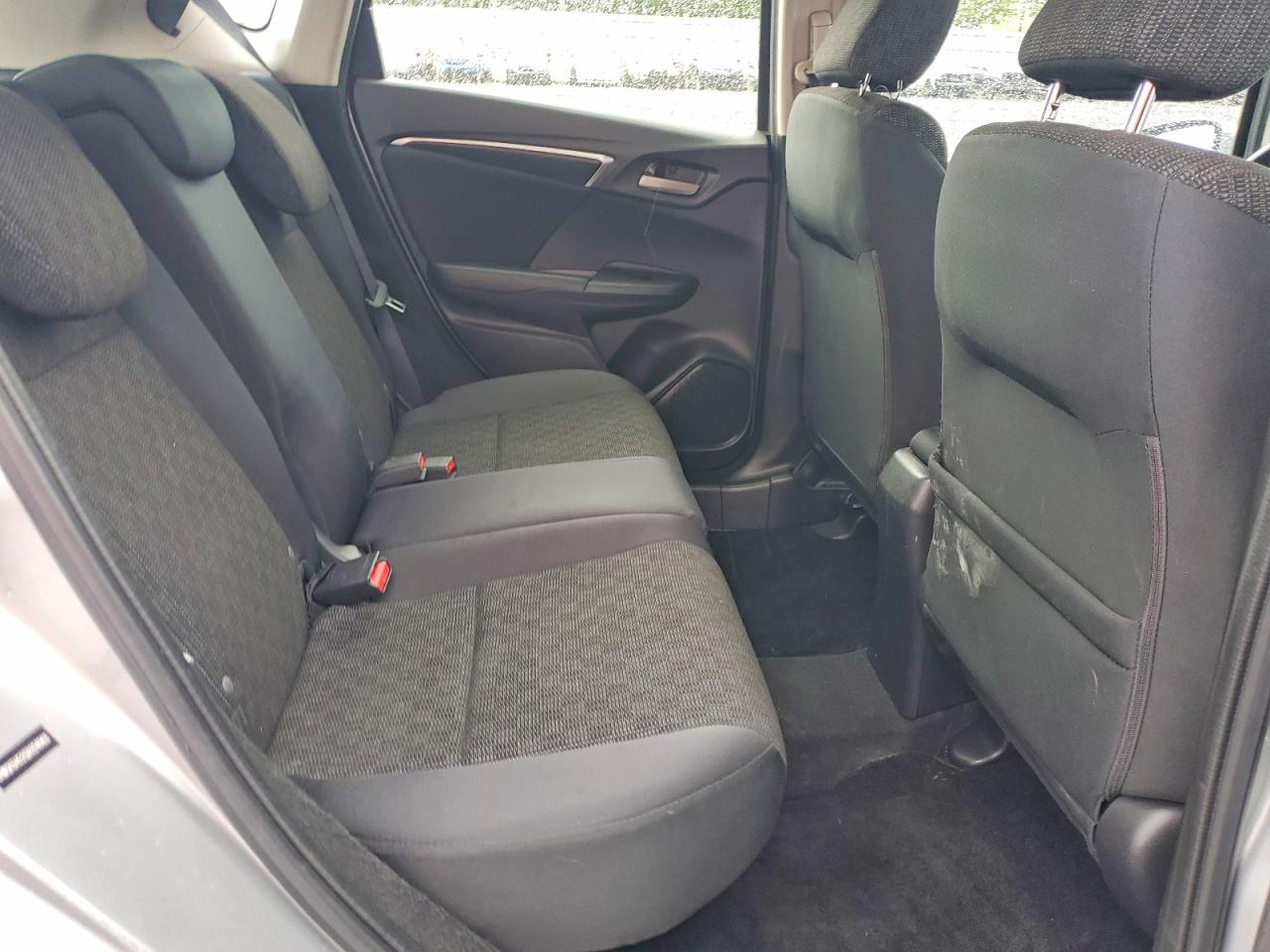 2016 HONDA FIT LX photo 19