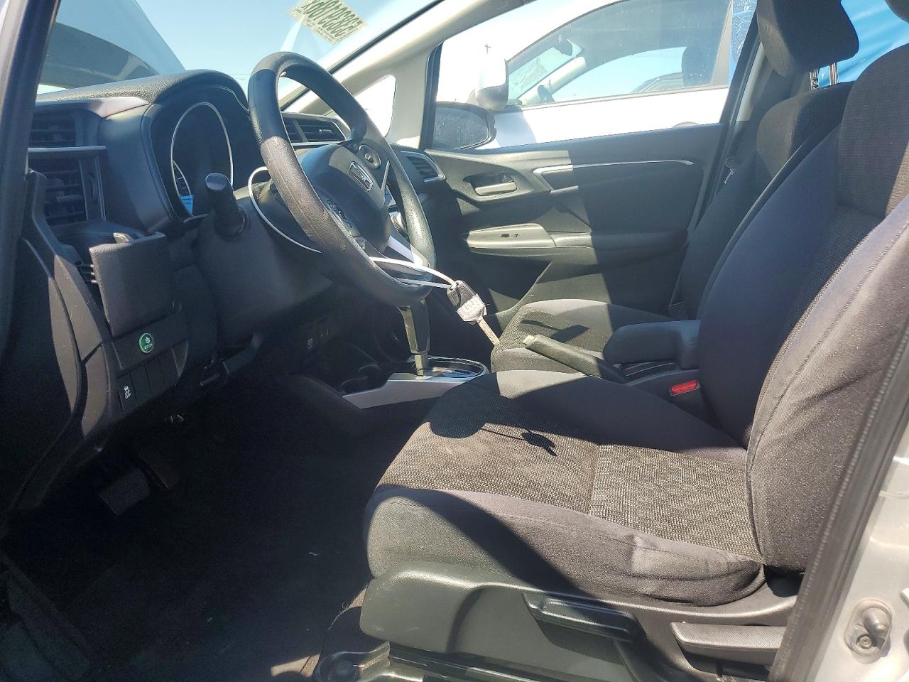 2016 HONDA FIT LX photo 13