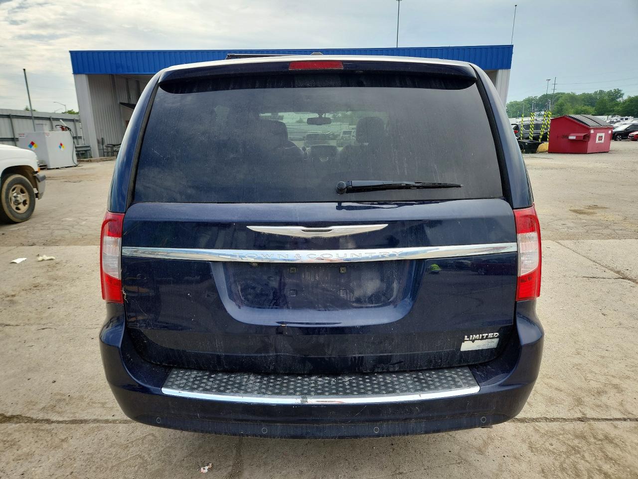 2012 CHRYSLER TOWN & COUNTRY LIMITED photo 6