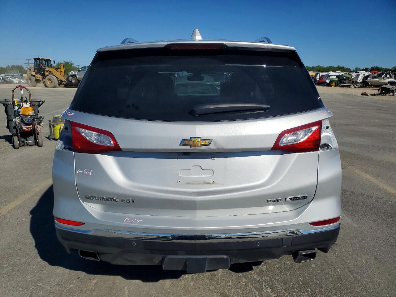 2018 CHEVROLET EQUINOX PREMIER photo 6