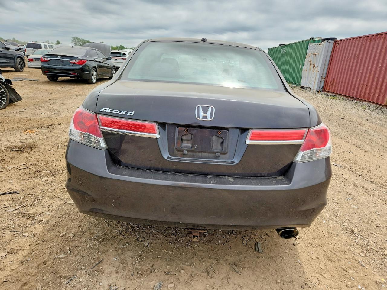 2011 HONDA ACCORD photo 11