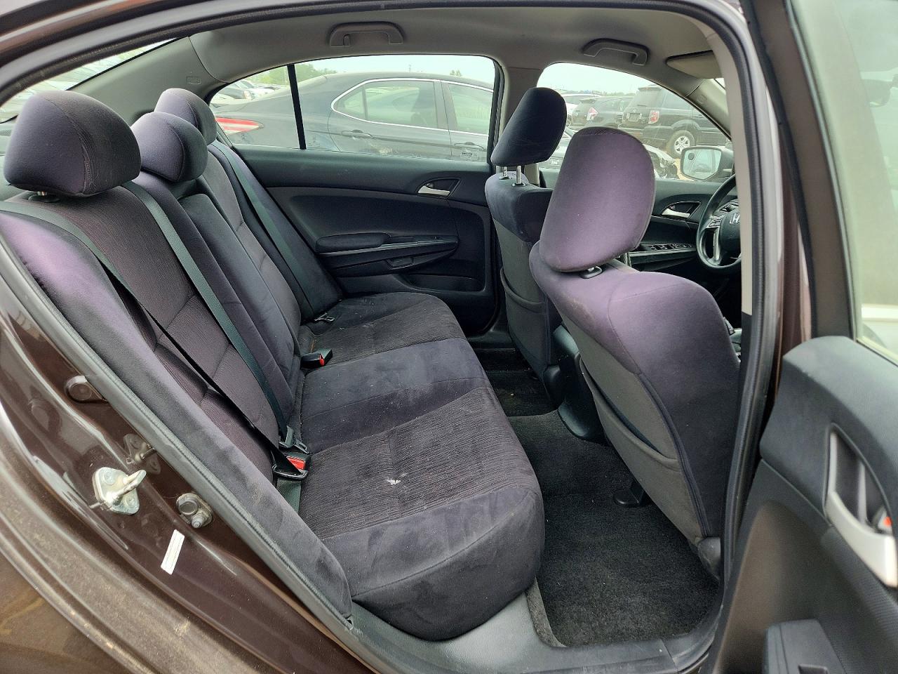 2011 HONDA ACCORD photo 19