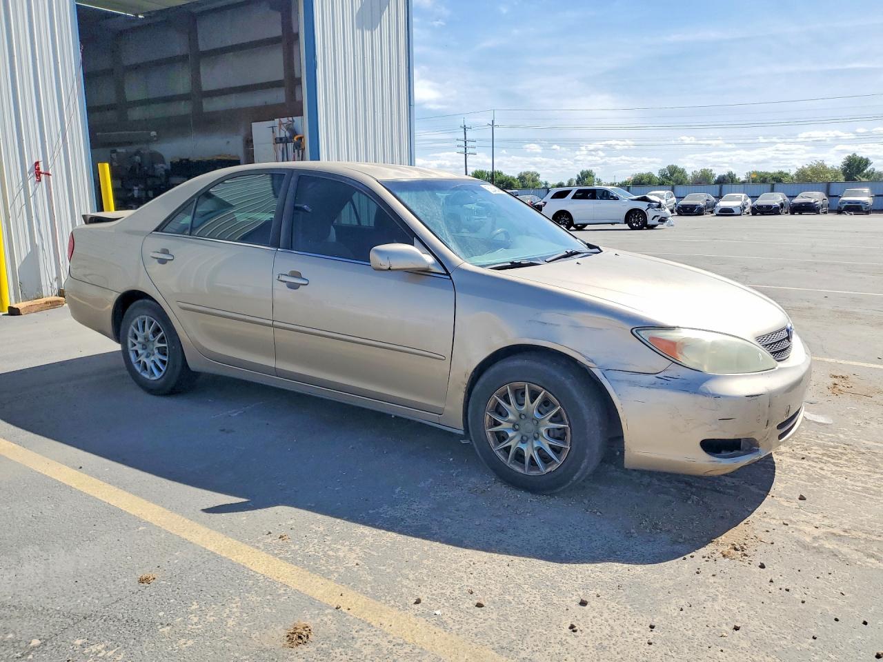 2003 TOYOTA CAMRY LE photo 7