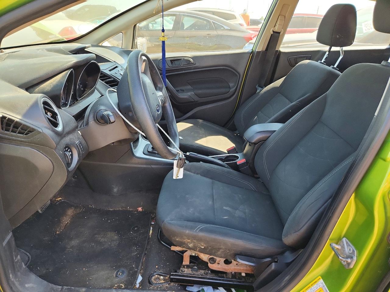 2018 FORD FIESTA SE photo 13