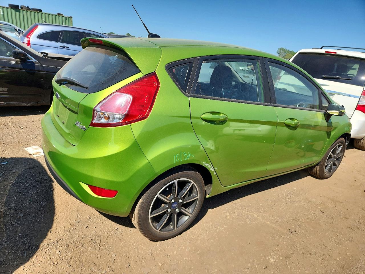 2018 FORD FIESTA SE photo 5