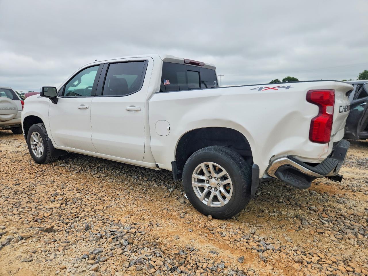 2021 CHEVROLET SILVERADO K1500 LT photo 4