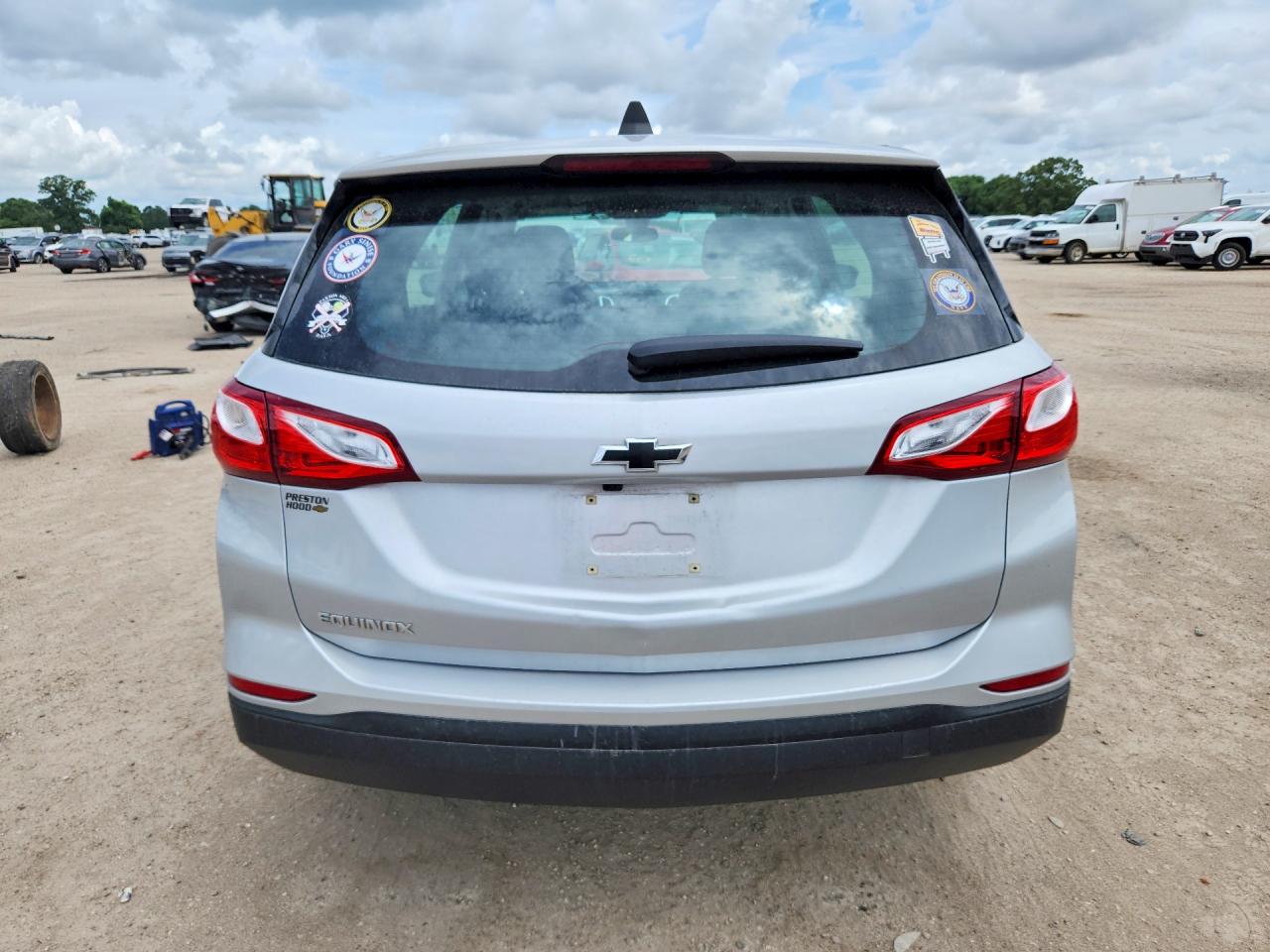 2020 CHEVROLET EQUINOX LS photo 6