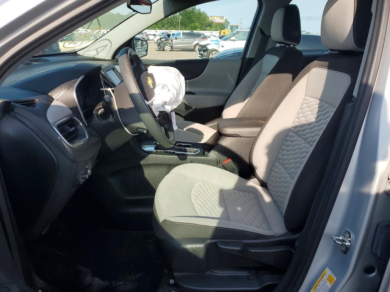 2020 CHEVROLET EQUINOX LS photo 7