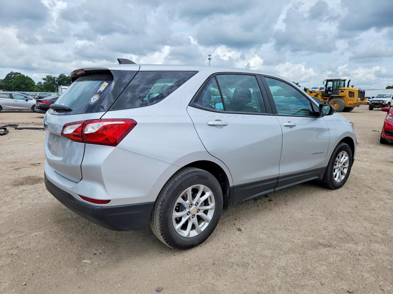 2020 CHEVROLET EQUINOX LS photo 3