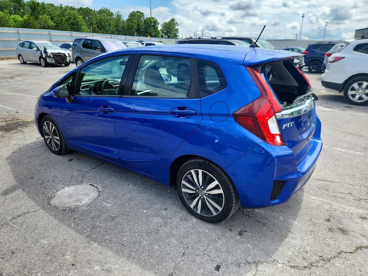 2017 HONDA FIT EX photo 2