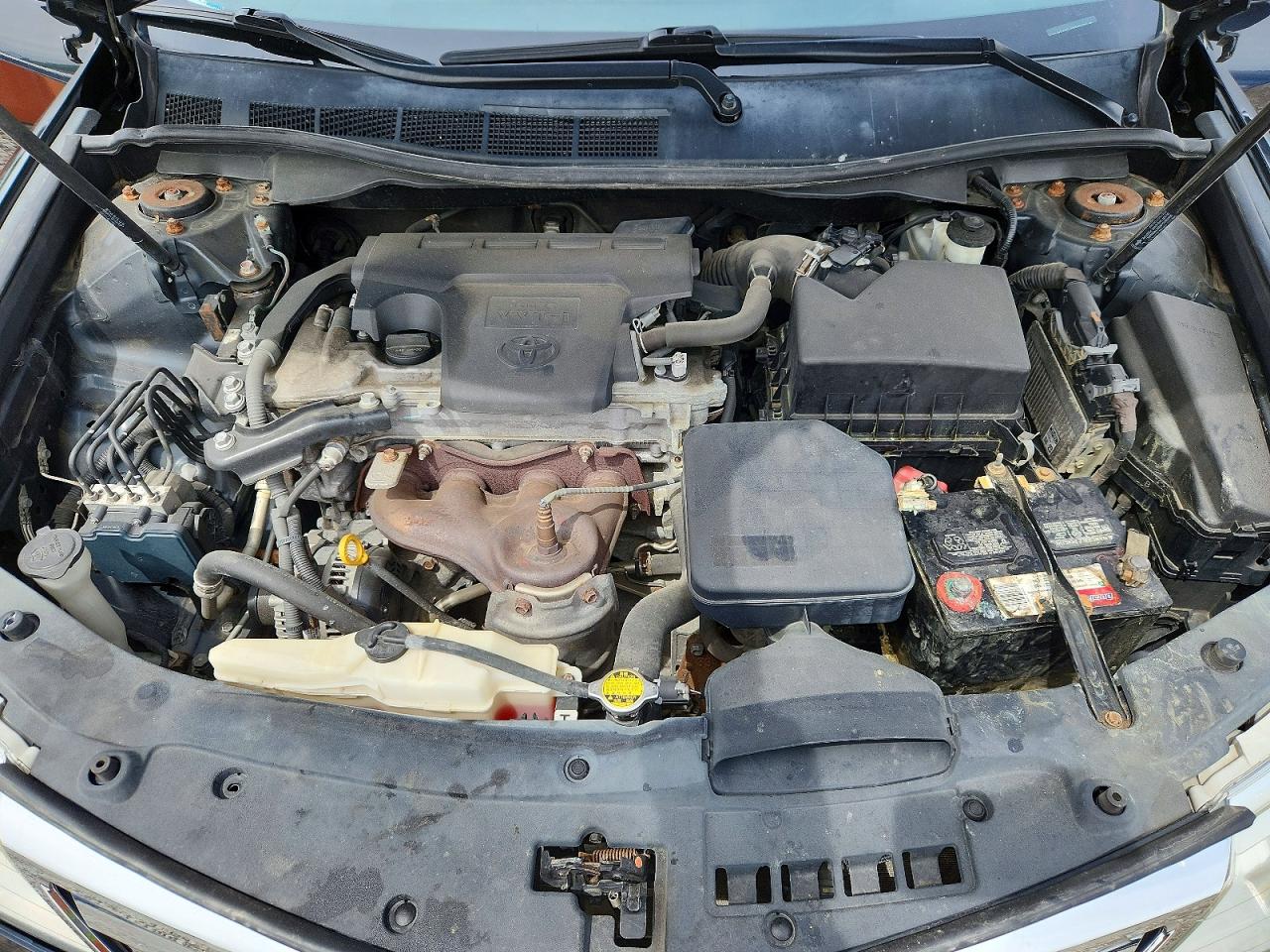 2012 TOYOTA CAMRY LE photo 31