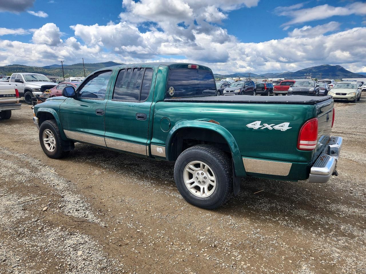 2003 DODGE DAKOTA QUAD SLT photo 2