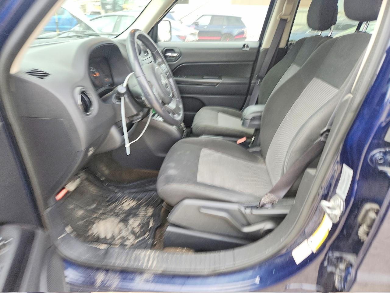 2017 JEEP PATRIOT LATITUDE photo 19