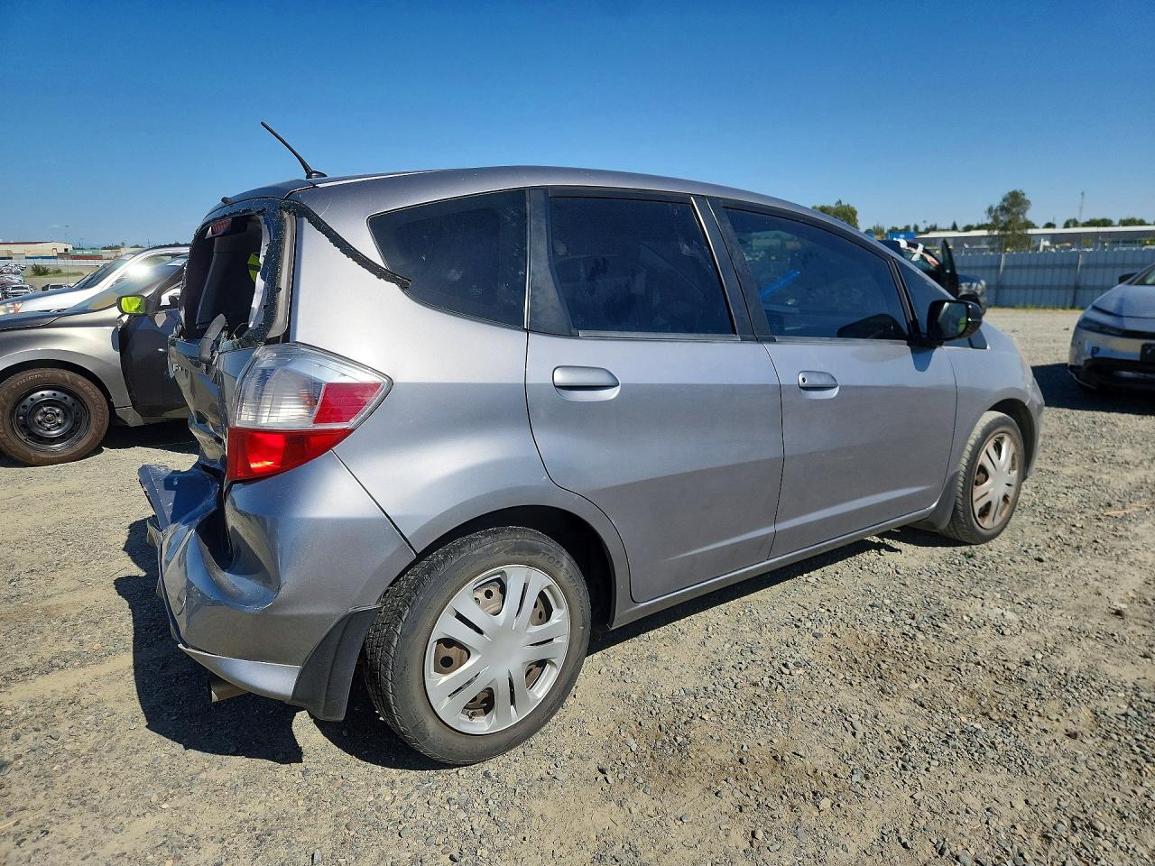 2009 HONDA FIT photo 5