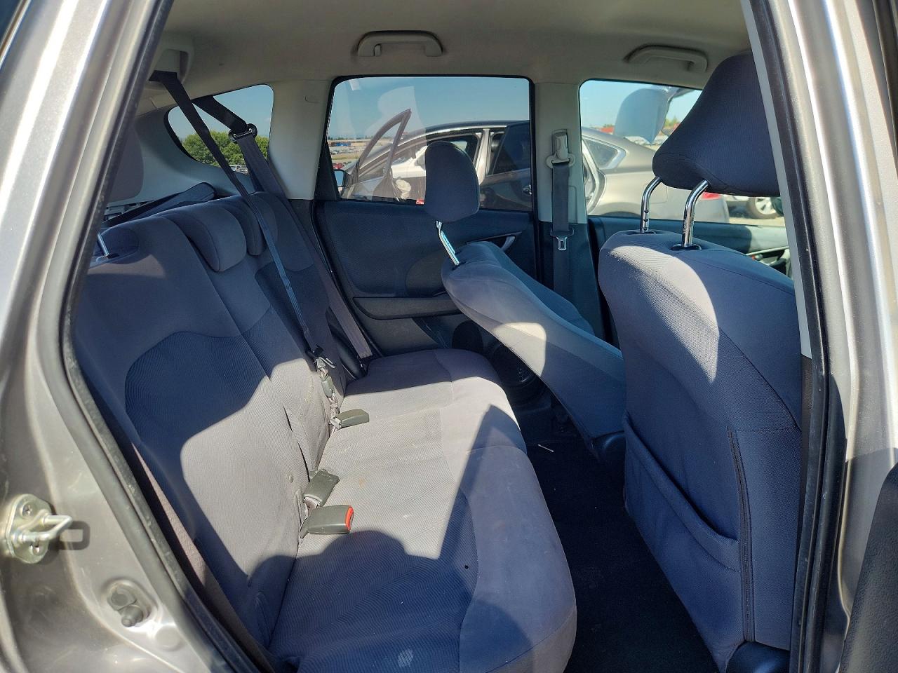 2009 HONDA FIT photo 19