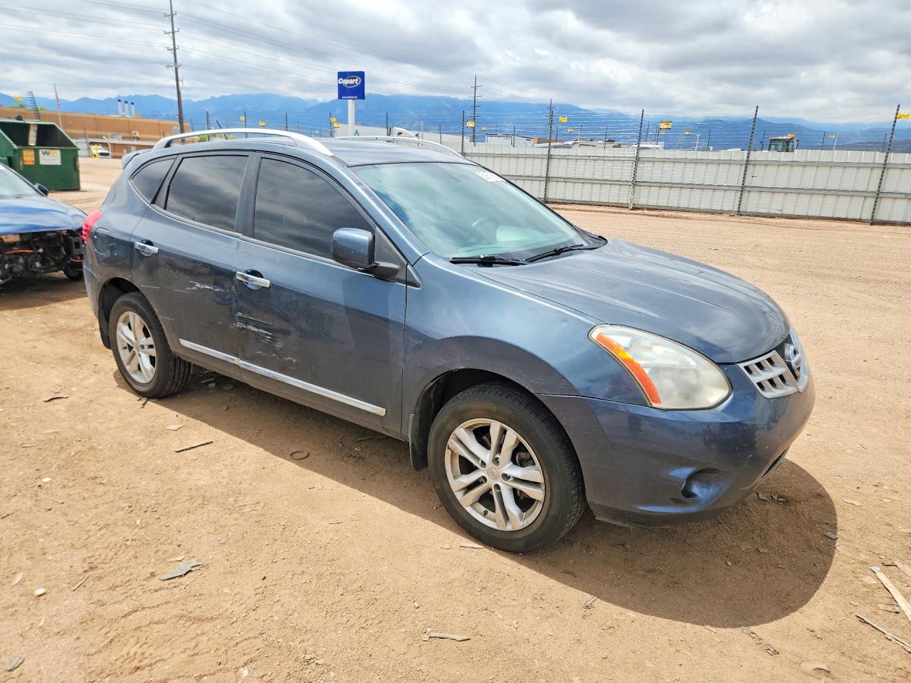 2013 NISSAN ROGUE S photo 4