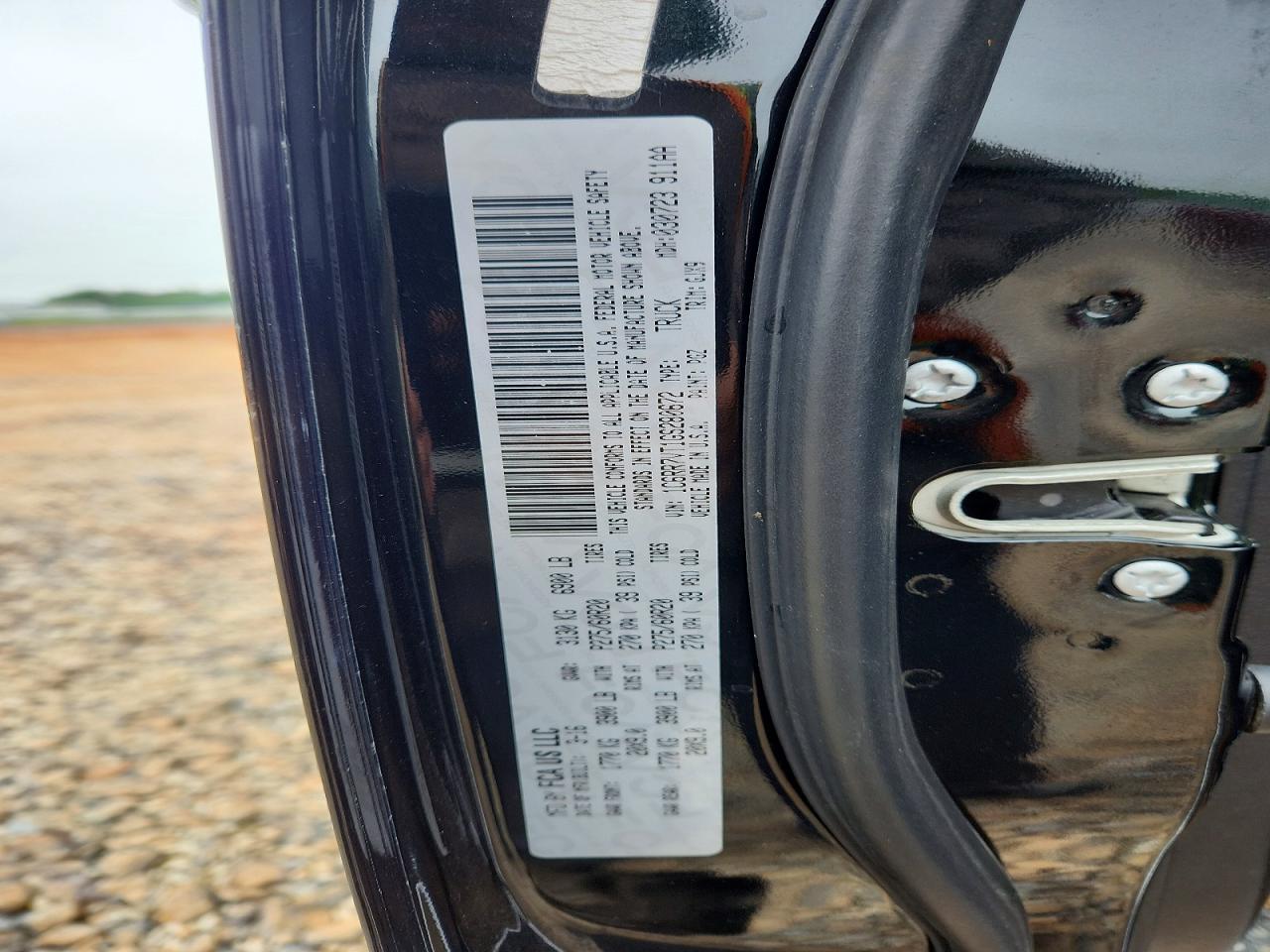 2016 RAM 1500 LARAMIE photo 34