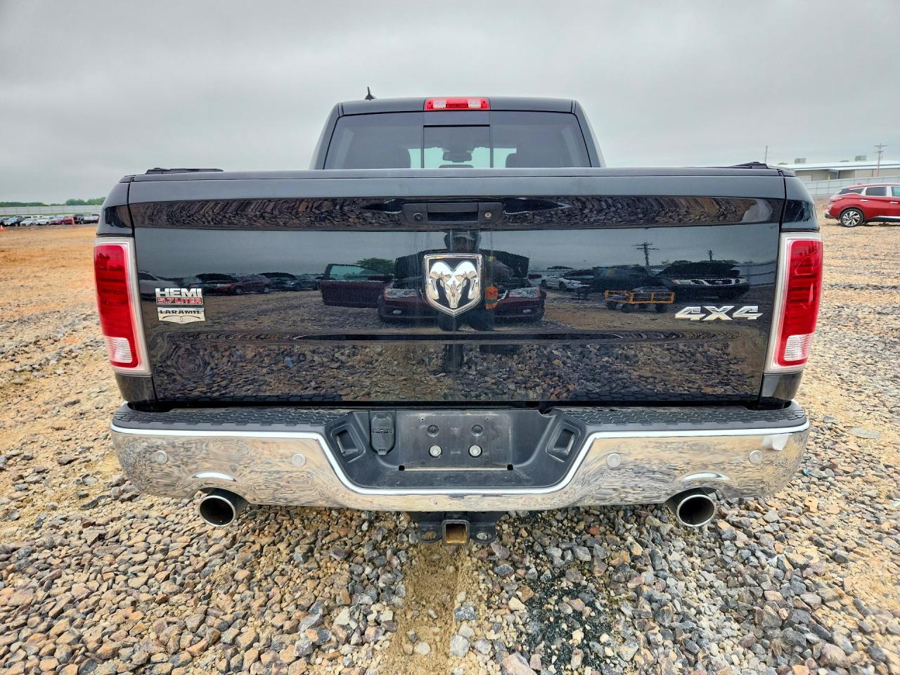 2016 RAM 1500 LARAMIE photo 16
