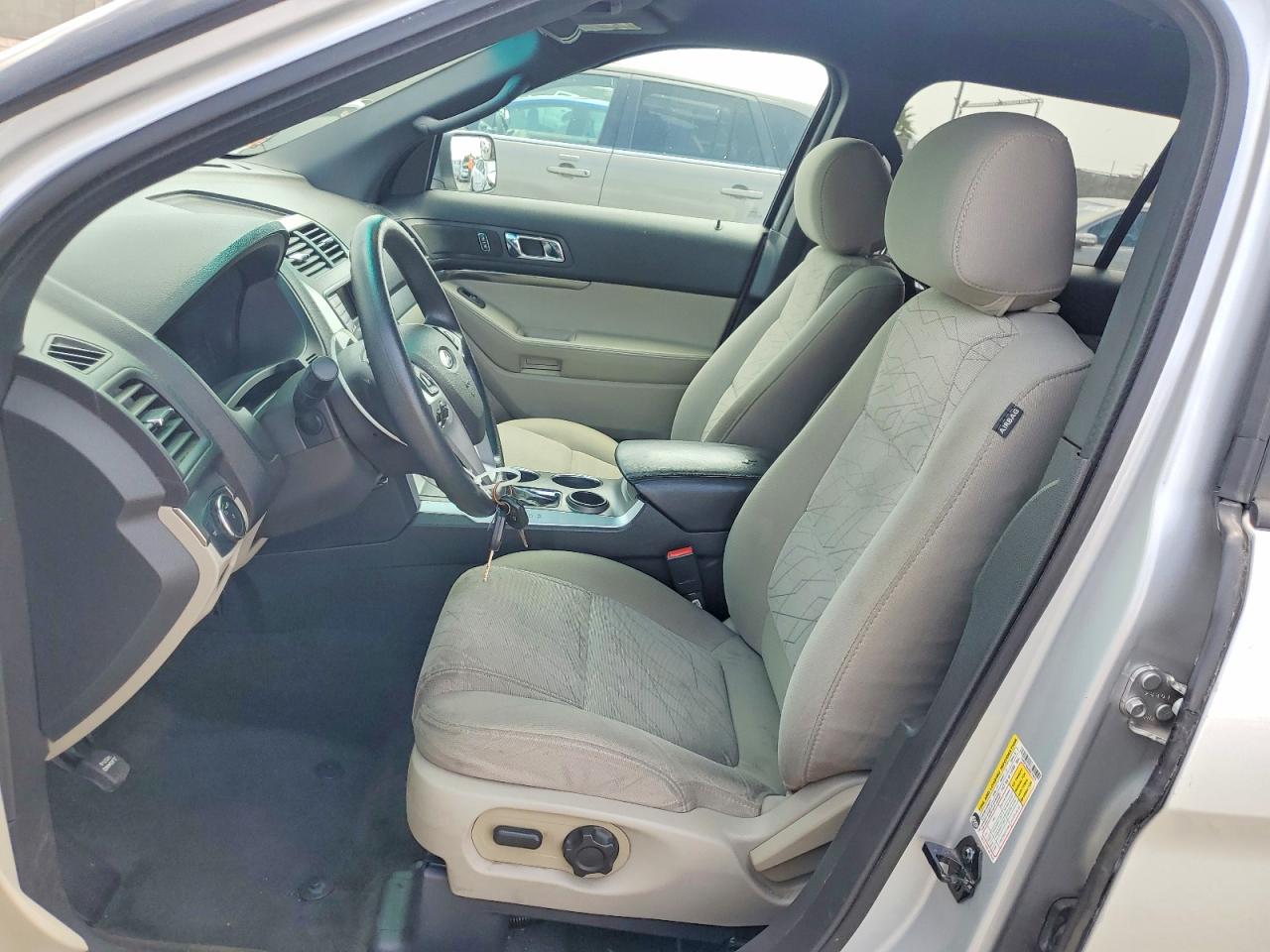 2013 FORD EXPLORER photo 8