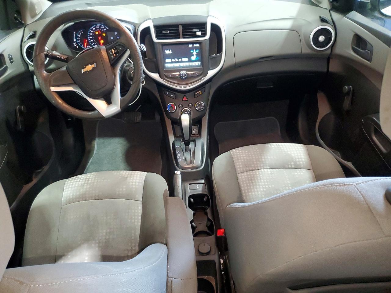 2017 CHEVROLET SONIC photo 15