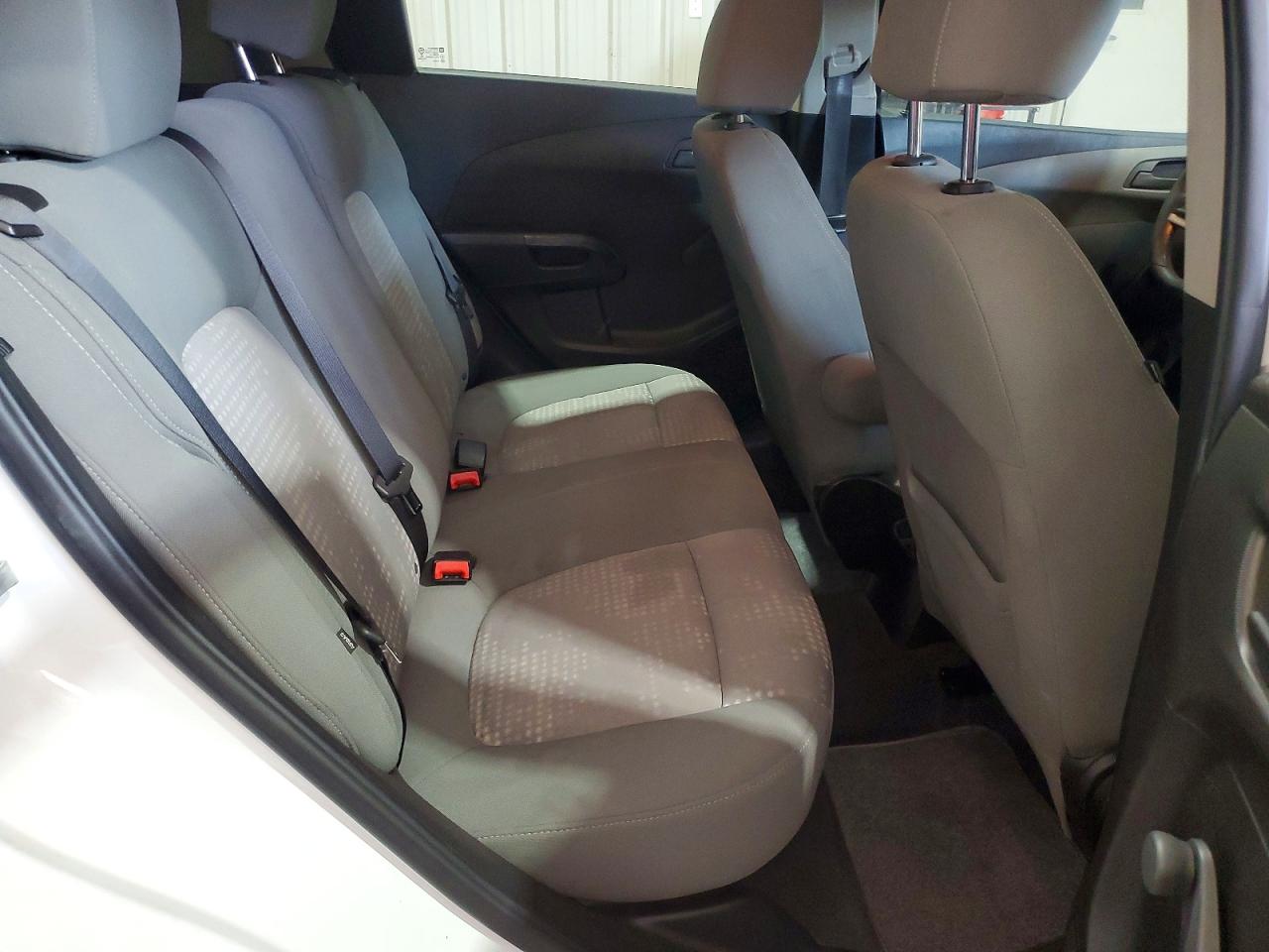 2017 CHEVROLET SONIC photo 19
