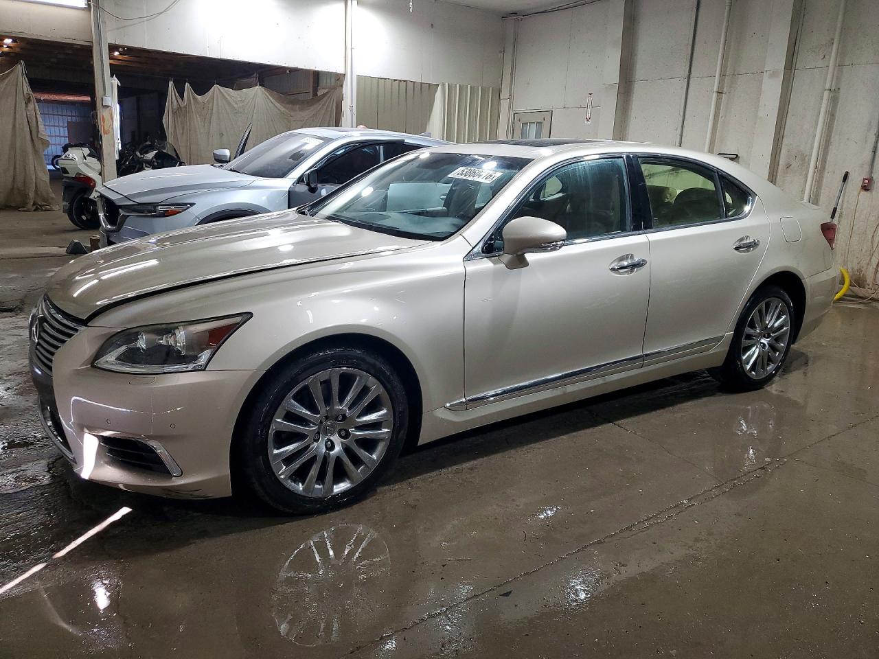 2015 LEXUS LS