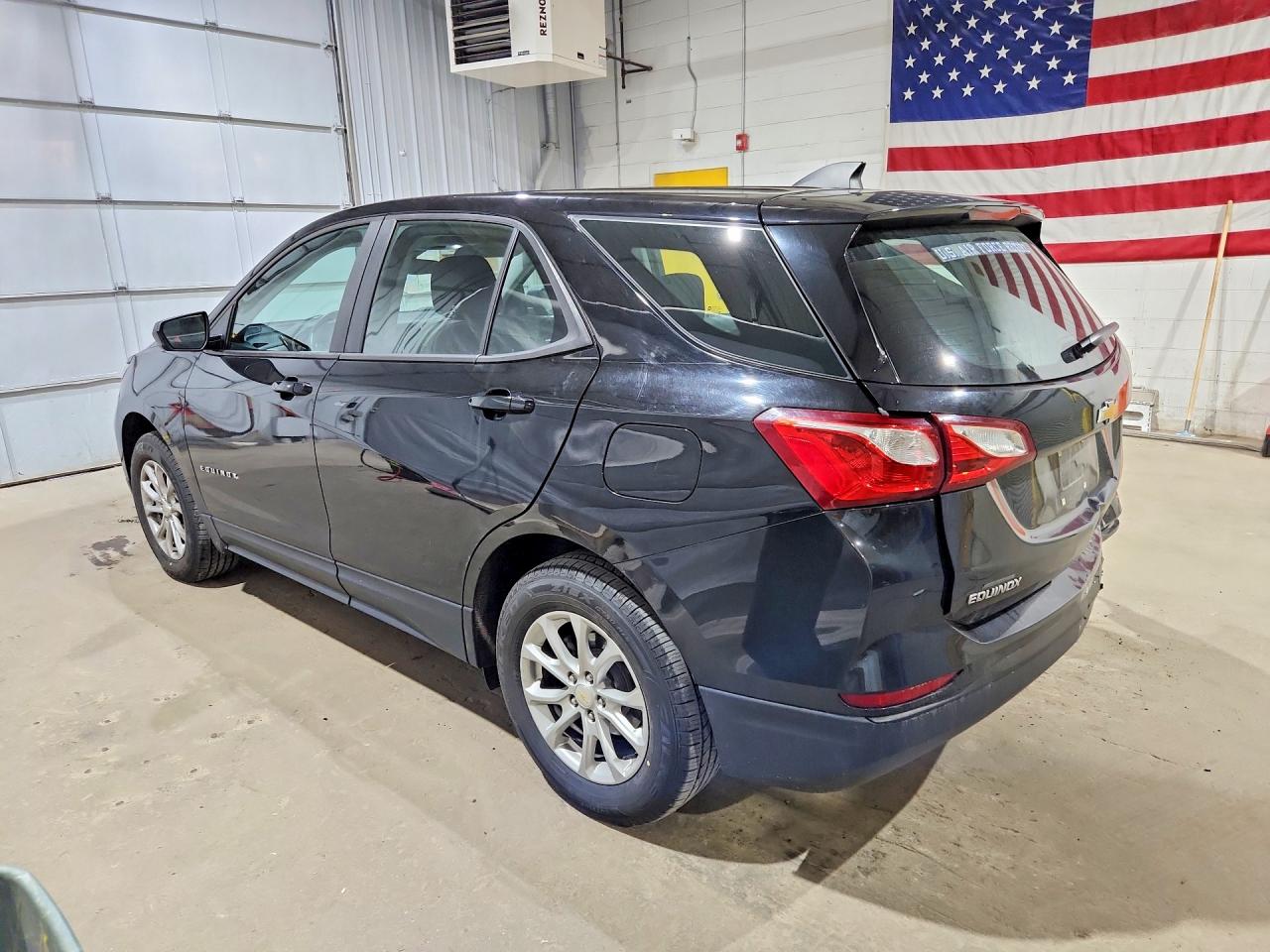 2020 CHEVROLET EQUINOX LS photo 3
