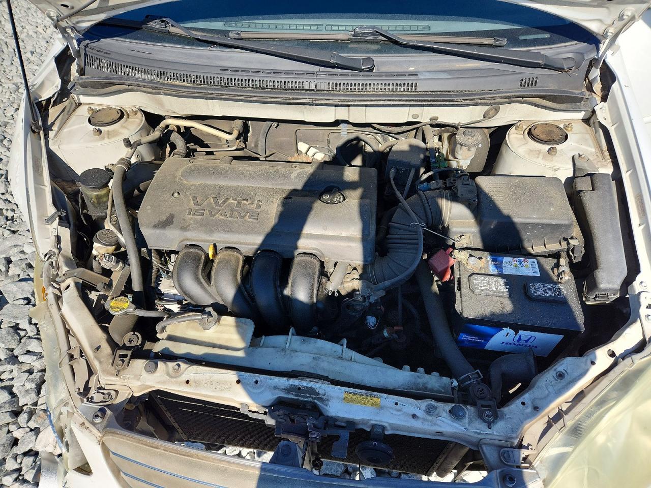 2004 TOYOTA COROLLA LE photo 31