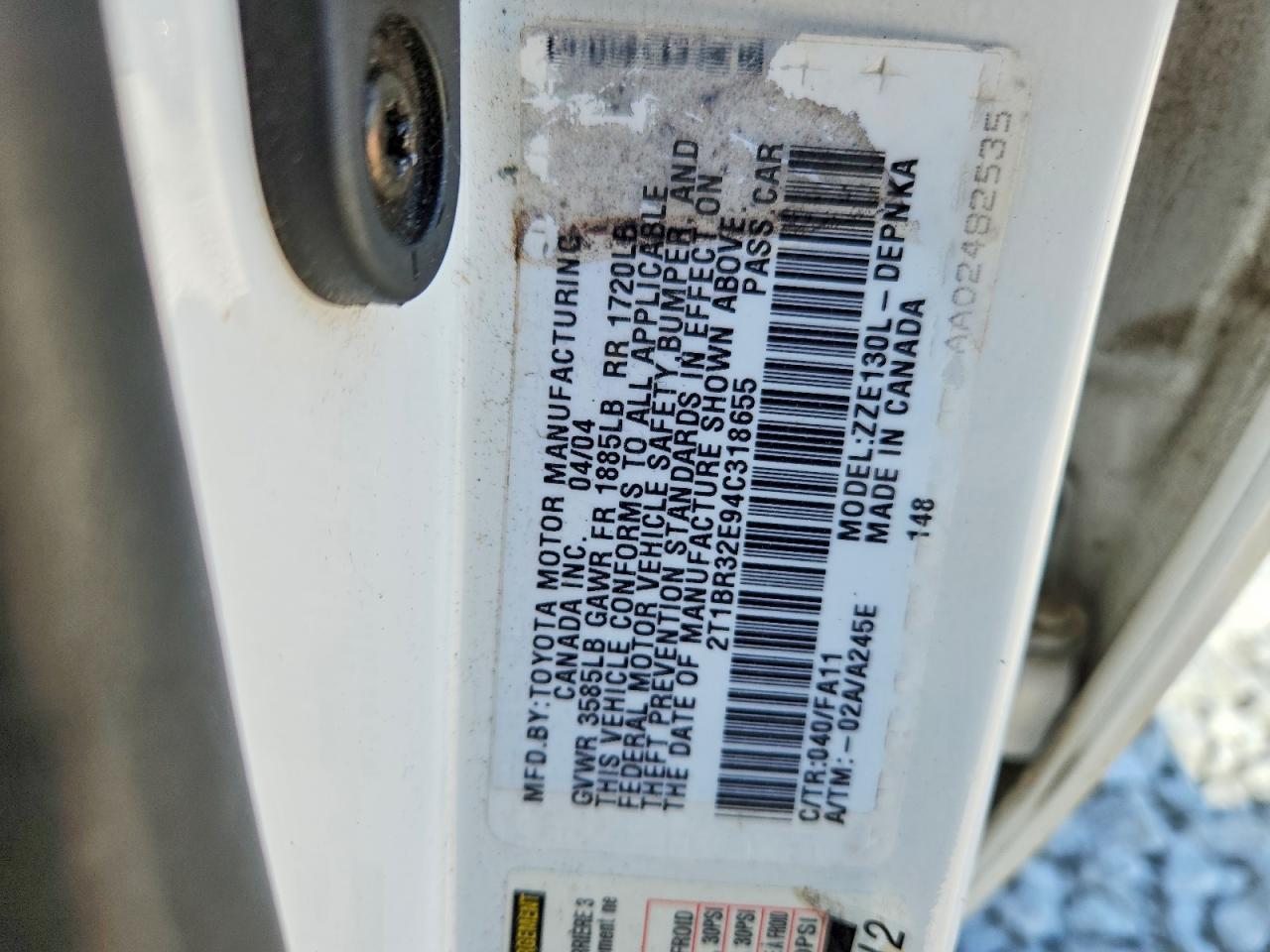 2004 TOYOTA COROLLA LE photo 34