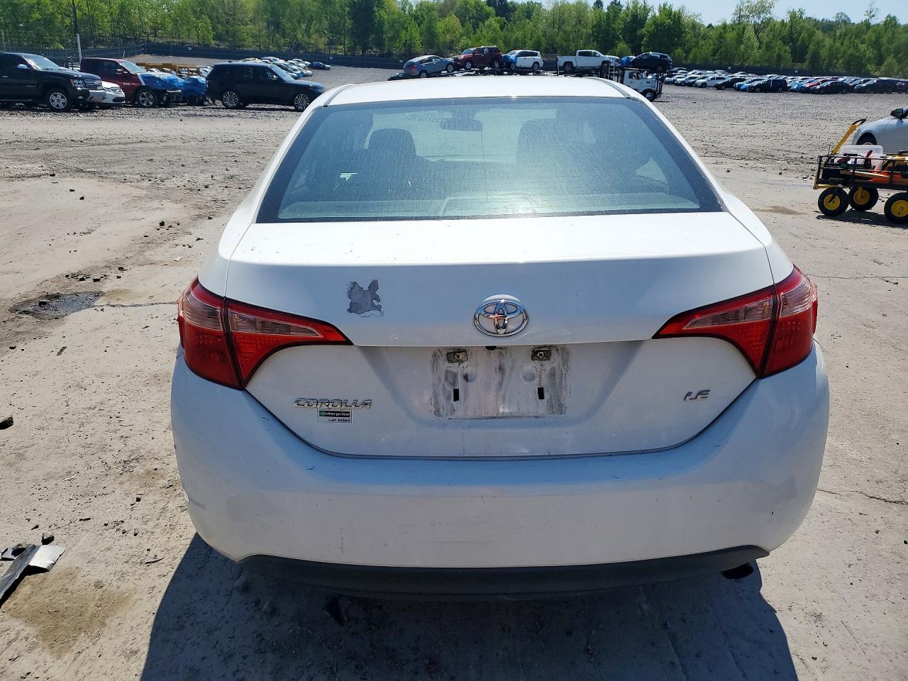 2018 TOYOTA COROLLA LE photo 11
