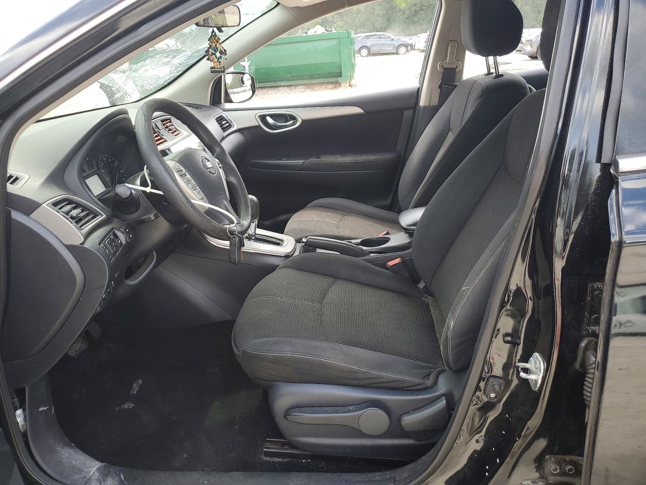 2015 NISSAN SENTRA S photo 19