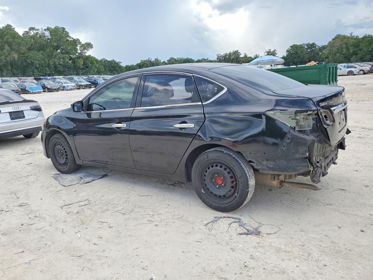 2015 NISSAN SENTRA S photo 4