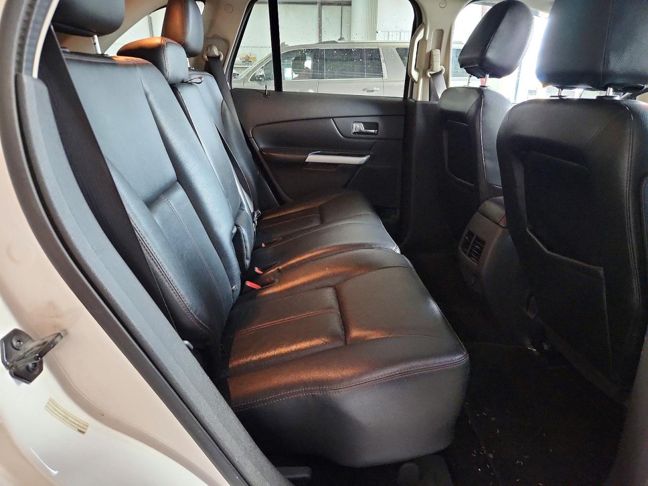 2014 FORD EDGE SEL photo 31
