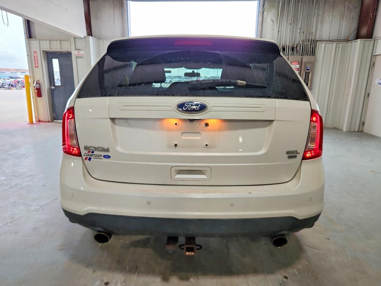 2014 FORD EDGE SEL photo 16