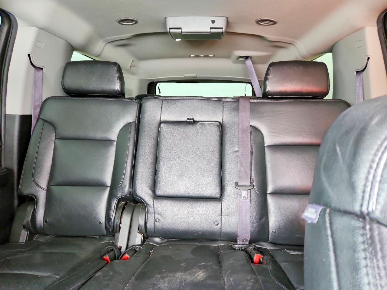 2015 GMC YUKON XL C1500 SLE photo 28